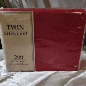 NEW Luxurious  Red Cotton Blend Twin Sheet Set